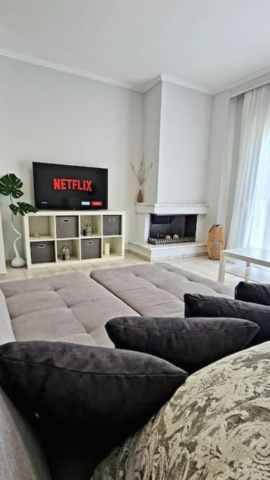 Ivanna Apartment Nea Moudania Ngoại thất bức ảnh